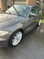 BMW 1serie + velgen, Auto's, BMW, 90 kW, Euro 5, 1995 cc, Zwart