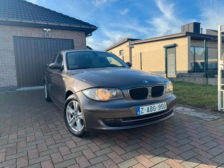 Bmw 116i! Leder interieur! Grote scherm!, Auto's, BMW, Bedrijf, 1 Reeks, Bluetooth, Cruise Control, Elektrische buitenspiegels