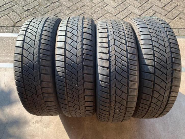 4X CONTINENTAL WINTERBANDEN 205 55 R18 * 96H 6-6,5MM, Auto diversen, Onderhoudsmiddelen, Ophalen of Verzenden