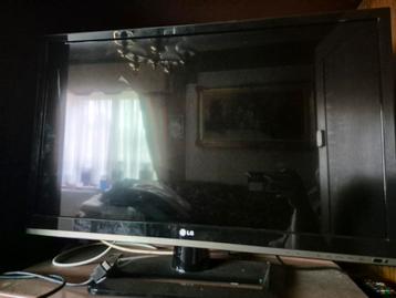 LG LED TV – 32 inch (Model 32LS570S)

i beschikbaar voor biedingen
