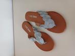 Splinternieuwe slippers maat 36, Ophalen of Verzenden, Slippers