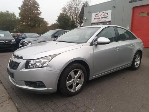 Chevrolet cruze 1.6 benzine bj 2011 105000 km goede staat, Autos, Chevrolet, Entreprise, Achat, Cruze, Essence, Euro 5, Berline