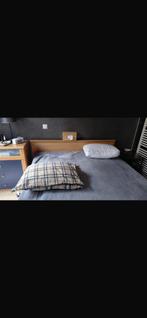 Bed (200 cm op 160)met bijhorend nachtkastje en lattenbodem!, Huis en Inrichting, Slaapkamer | Bedden, Ophalen, Bruin, Tweepersoons