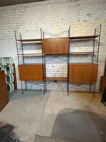 Bibliotheek DDR 1960 WHB beschikbaar voor biedingen