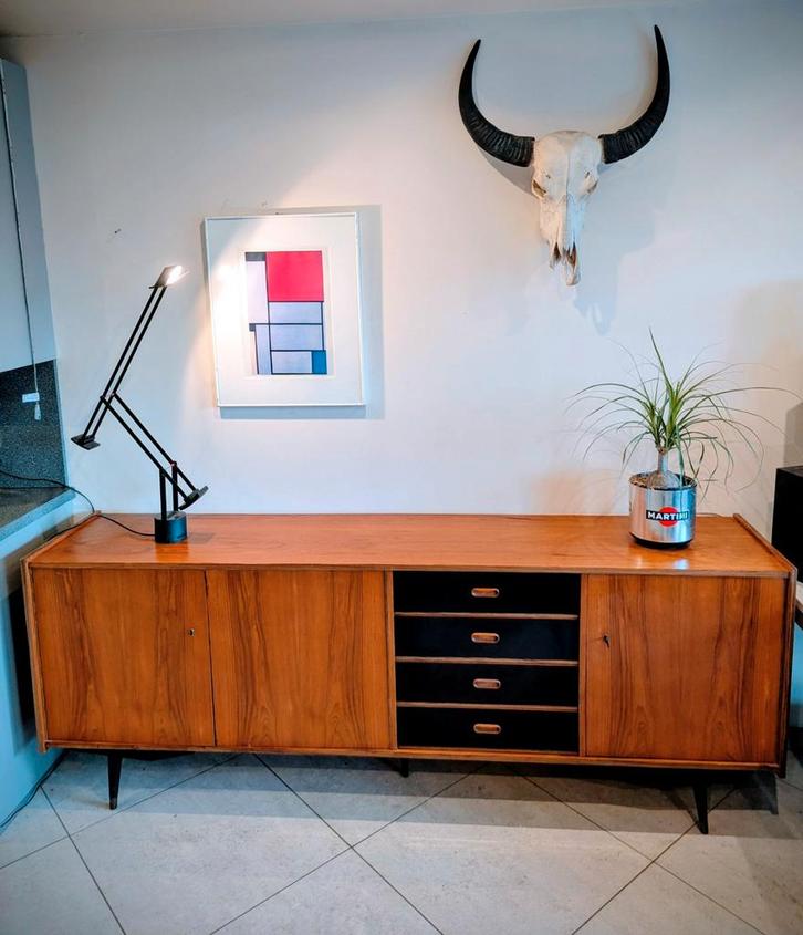 Prachtig Vintage Teakhouten Dressoir / Sideboard, Huis en Inrichting, Kasten | Dressoirs, Met deur(en), Teakhout, Ophalen
