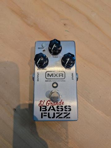 Mxr el grande bass fuzz beschikbaar voor biedingen