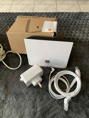 wifi versterker orange  beschikbaar voor biedingen