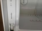Inbouw frigo Miele  gebruikt wegens verhuis verkoop ik het, Ophalen, Zo goed als nieuw