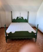 Vintage bed in groene kleur, Huis en Inrichting, Slaapkamer | Bedden, Ophalen