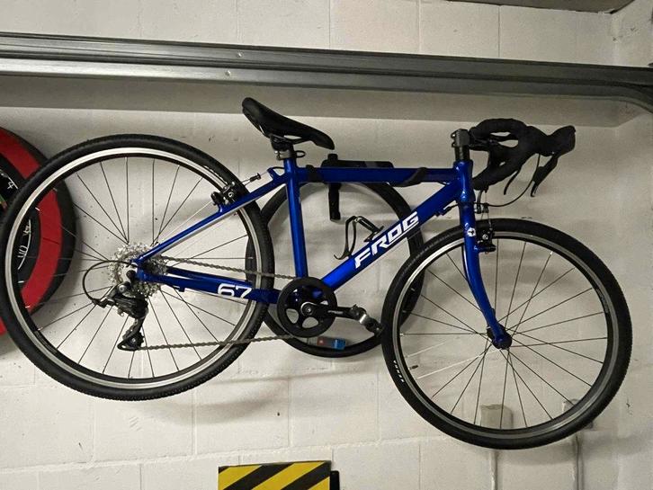 Frog 67 koersfiets (24"), Fietsen en Brommers, Fietsen | Kinderfietsjes, Zo goed als nieuw, 20 inch of meer, Ophalen