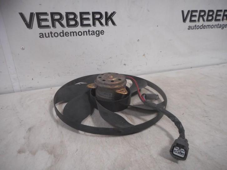 KOELVENTILATOR Volvo V40 (VW) (01-1995/06-2004) (mp8125), Auto-onderdelen, Airco en Verwarming, Volvo, Gebruikt