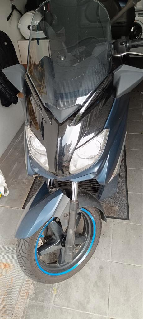 Yamaha xmax 250 scooter, Fietsen en Brommers, Scooters | Yamaha, Gebruikt, Ophalen
