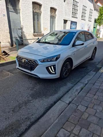 Hyundai ioniq, Auto's, Hyundai, 4 cilinders, 1600 cc, Wit, Leder