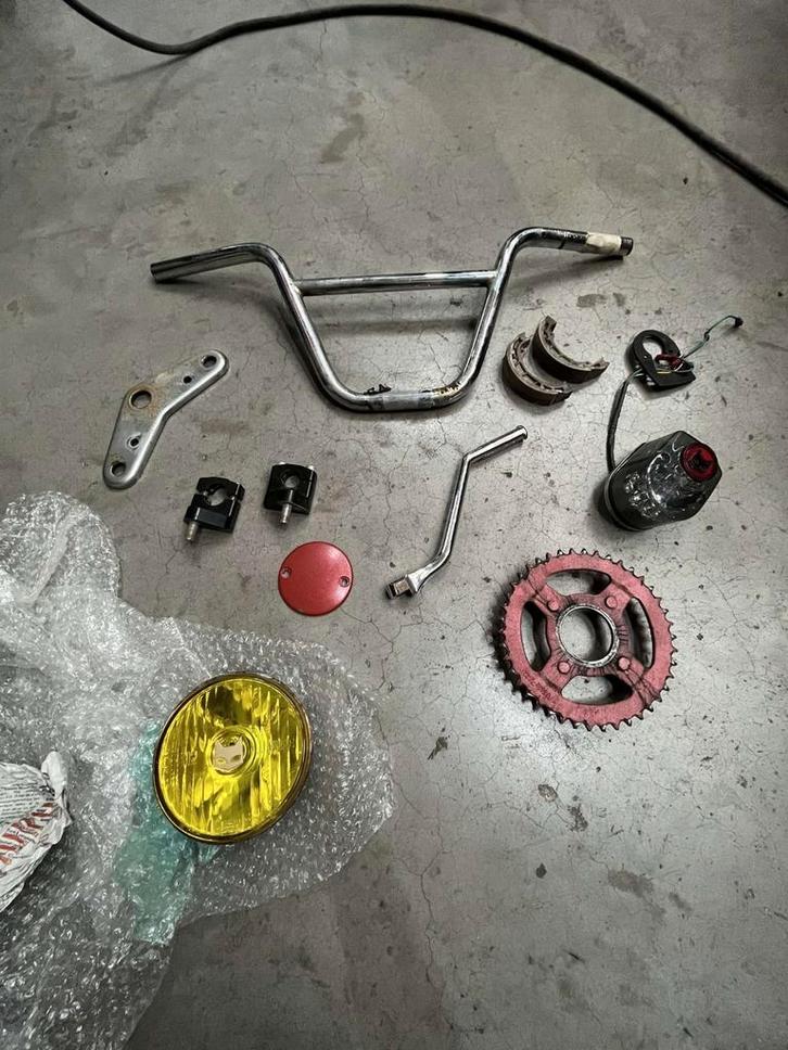 Dax/monkey onderdelen lotje, Fietsen en Brommers, Brommeronderdelen | Algemeen, Ophalen of Verzenden