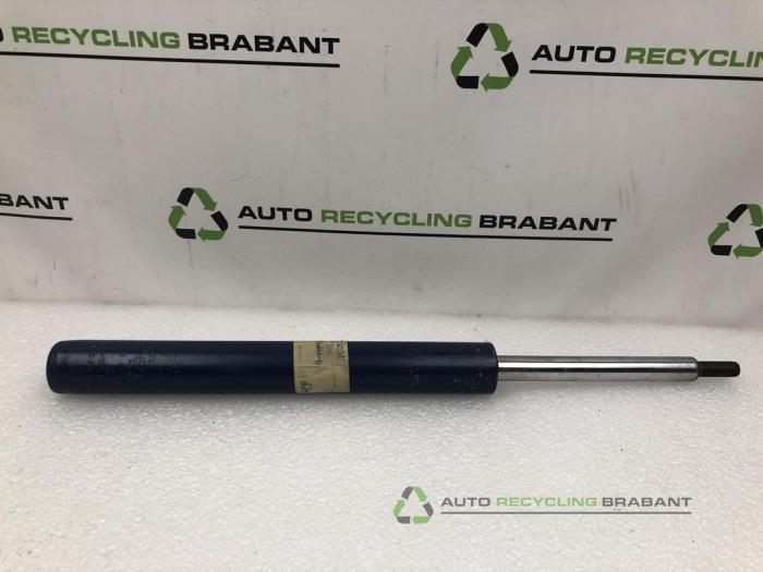 Joint caoutchouc amortisseur arrière droit d'un Audi 80, Autos : Pièces & Accessoires, Suspension & Châssis, Utilisé, 3 mois de garantie