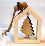 Kerst hangertje Materiaal: hout €.1,50 1 stuk met boompje 7, Ophalen of Verzenden, Nieuw