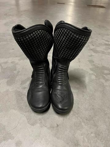 Puma Brutale laarzen maat 37 beschikbaar voor biedingen