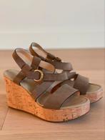 Hoge bruine sandalen met sleehak, Kleding | Dames, Schoenen, Nieuw, Sandalen of Muiltjes, Nero giardini, Bruin