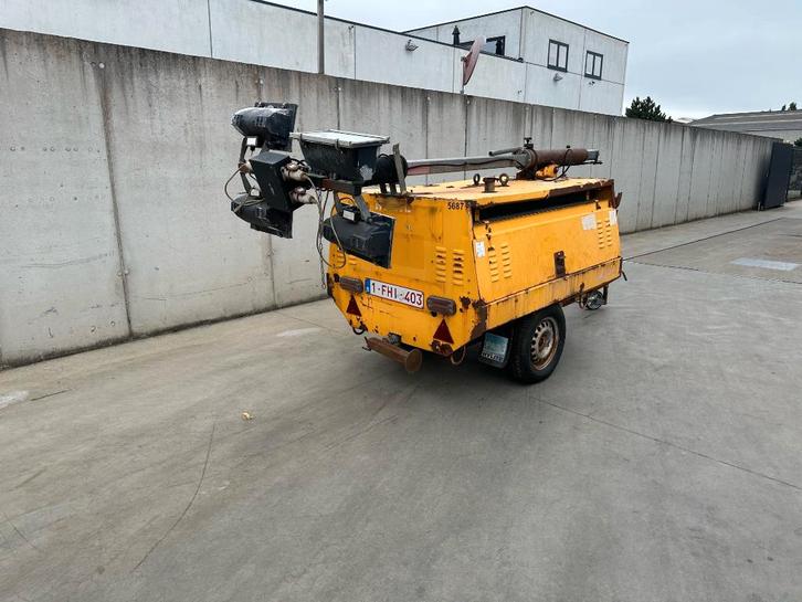 Lichtmast met stroomgroep, Doe-het-zelf en Bouw, Bouwverlichting, Gebruikt, Ophalen