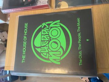 Boek Cherrymoon beschikbaar voor biedingen