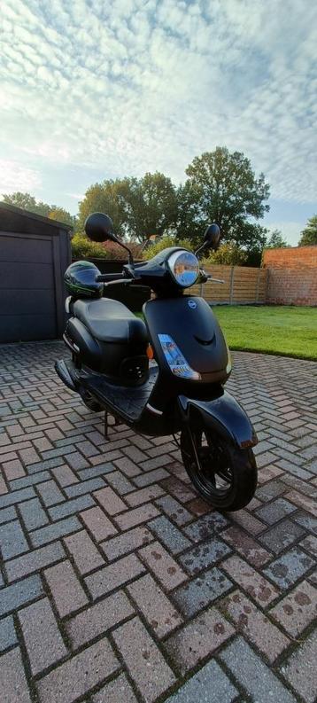 scooter sym fiddle beschikbaar voor biedingen