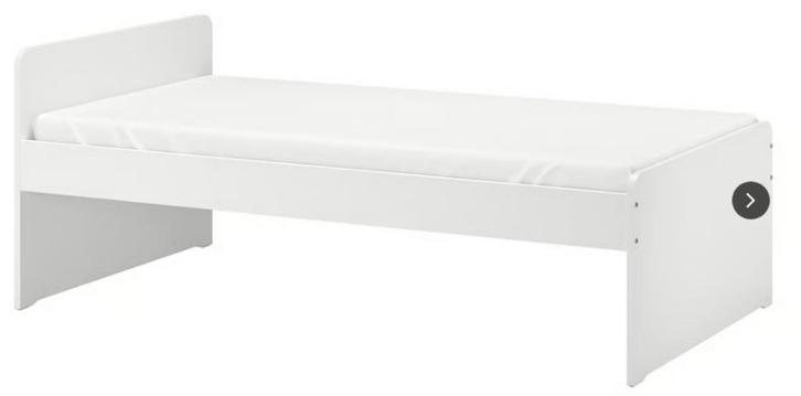 Eénpersoonsbed Ikea met lattenbodem, Kinderen en Baby's, Kinderkamer | Bedden, Zo goed als nieuw, Lattenbodem, Matras, Ophalen