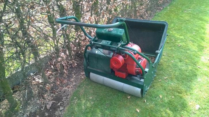 Atco Royale B24 kooimaaier, Tuin en Terras, Grasmaaiers, Gebruikt, Benzine-grasmaaier, 50 cm of meer, Kooimesmaaier, Opvangbak