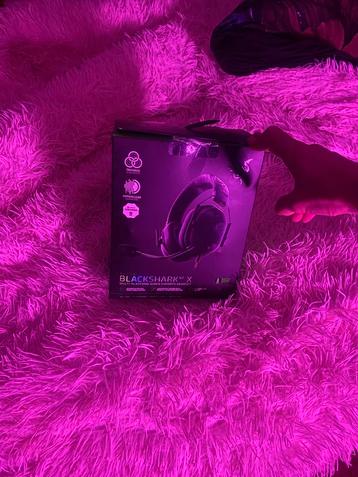 RAZER BLACKSHARK V2 X E-SPORTS HEADSET beschikbaar voor biedingen