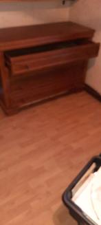 A DONNER COMMODE ET BIBIOTHEQUE, Ophalen, Gebruikt