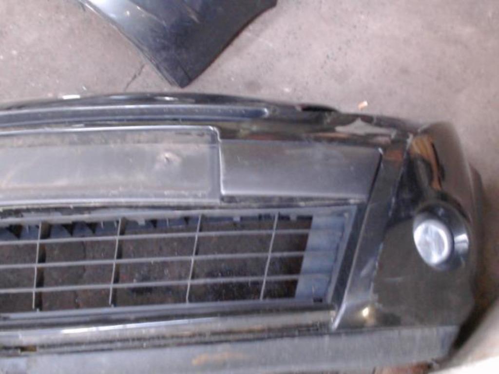 Pare choc avant Renault Clio 3 2005-2009 LP/14737, Autos : Pièces & Accessoires, Carrosserie & Tôlerie, Pare-chocs, Renault, Avant