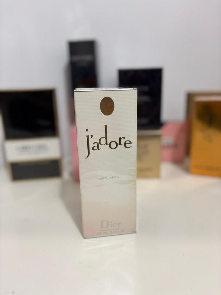 J’adore eau de parfum, Handtassen en Accessoires, Uiterlijk | Parfum, Zo goed als nieuw, Ophalen of Verzenden