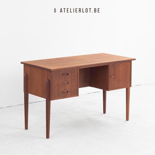 Vintage bureau Denemarken 2, Huis en Inrichting, Bureaus, Bureau, Ophalen