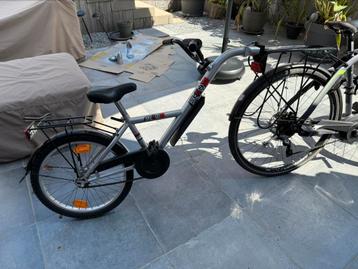 Aanhangfiets bike 2 go in zeer goede staat!!! beschikbaar voor biedingen