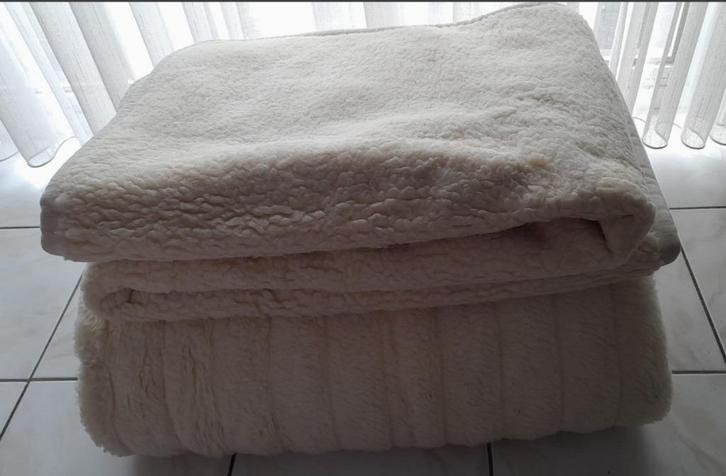 wollen dekbed, kussen en matrasbeschermer 1 pers., Huis en Inrichting, Slaapkamer | Beddengoed, Zo goed als nieuw, Deken of Dekbed