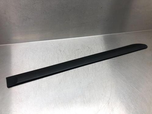 DIVERSEN Portierlijst Subaru Trezia (01-2011/-), Auto-onderdelen, Overige Auto-onderdelen, Subaru, Gebruikt