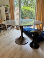 Table tulipe marbre, Maison & Meubles, Tables | Tables à manger, 100 à 150 cm, Quatre personnes, Rond, 100 à 150 cm
