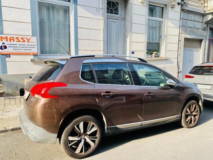 Voiture Peugeot 2008 Essence - toutes options - panoramique!, Auto's, Peugeot, Particulier, Airbags, Airconditioning, Bluetooth