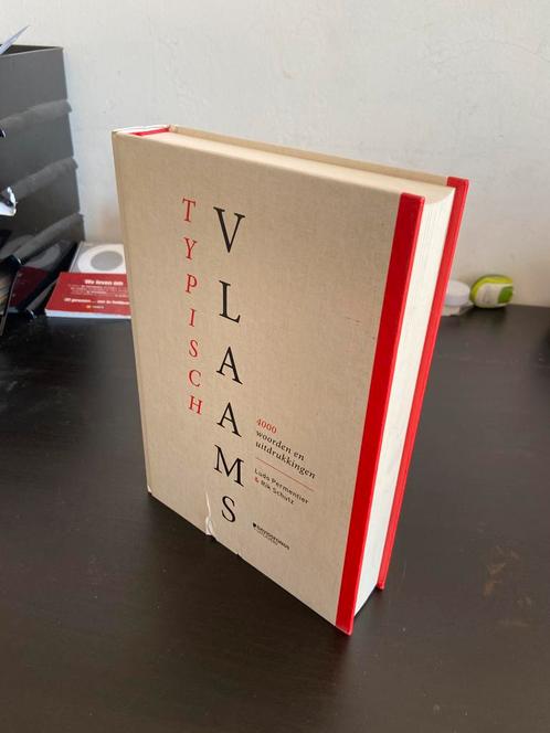 Ludo Permentier, Rik Schutz - Typisch Vlaams (Davidsfonds), Boeken, Schoolboeken, Nederlands, Ophalen of Verzenden