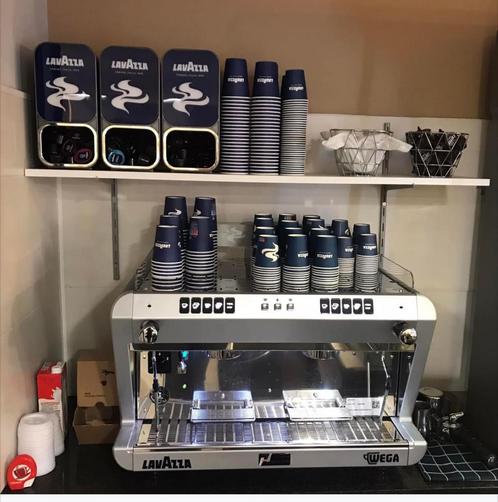 Lavazza koffie machine ( is in prijs verlaagd ), Elektronische apparatuur, Koffiemachine-accessoires, Zo goed als nieuw, Ophalen