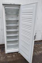 Grote diepvries van het merk MIELE in goede staat.
Afmetinge, Elektronische apparatuur, Ophalen