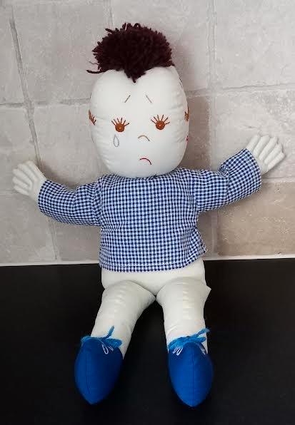 Knuffel emotie pop , Verzamelen, Poppen, Zo goed als nieuw, Pop, Ophalen of Verzenden