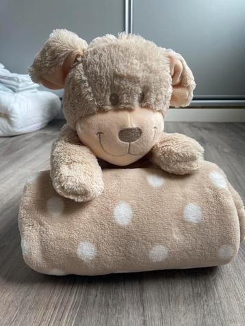 Knuffel met dekentjes beschikbaar voor biedingen