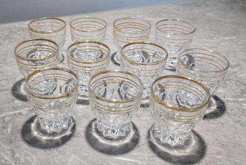 19 Borrelglaasjes, Verzamelen, Glas en Drinkglazen, Zo goed als nieuw, Borrel- of Shotglas, Ophalen