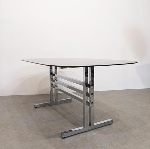 Grote chromen tafel van gerookt glas uit de jaren 70, Antiek en Kunst, Antiek | Meubels | Tafels, Ophalen