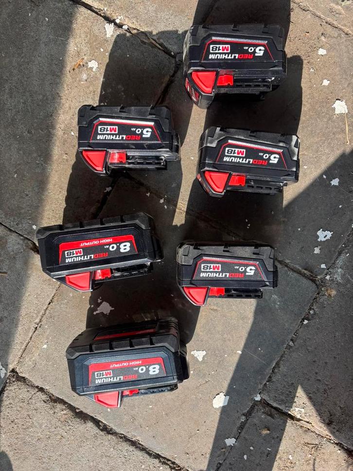 Milwaukee accu, Doe-het-zelf en Bouw, Gereedschap | Machine-onderdelen en Toebehoren, Zo goed als nieuw, Ophalen