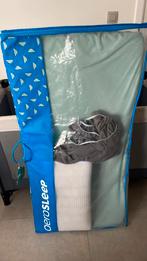 Aerosleepmatras + beschermer + 2 hoeslakens, Ophalen, Zo goed als nieuw