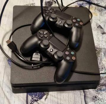 PS4 slim beschikbaar voor biedingen