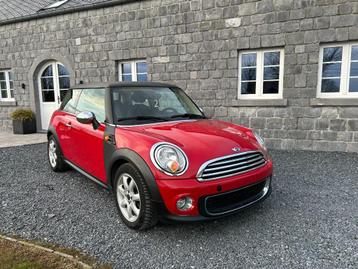 MINI ONE 1 an de garantie CT ok, parfait état beschikbaar voor biedingen