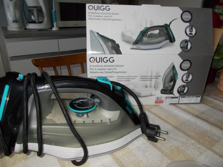 Fer à vapeur sans fil QUIGG 2000-2400 Watt, Electroménager, Fers à repasser & Planches à repasser, Enlèvement ou Envoi