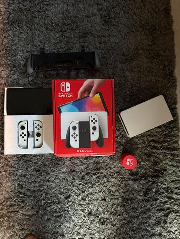  Nintendo Switch OLED - Topstaat + Pokémon & Ring Fit! ️ beschikbaar voor biedingen